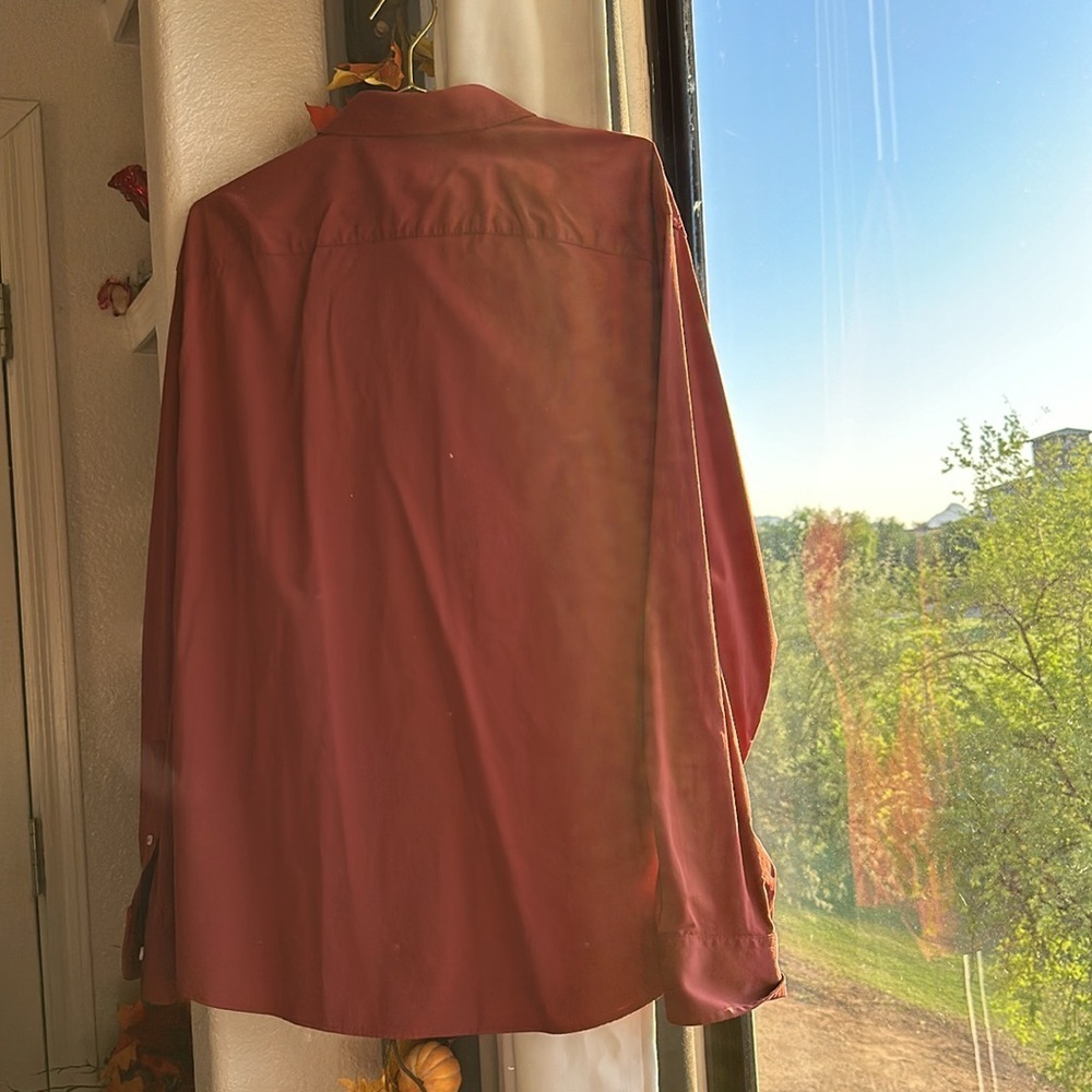 Untuckit Lightweight Performance Red Gironde Shir… - image 4